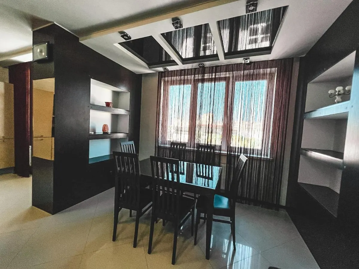 Cozy Apartments On The Left Bank Киев