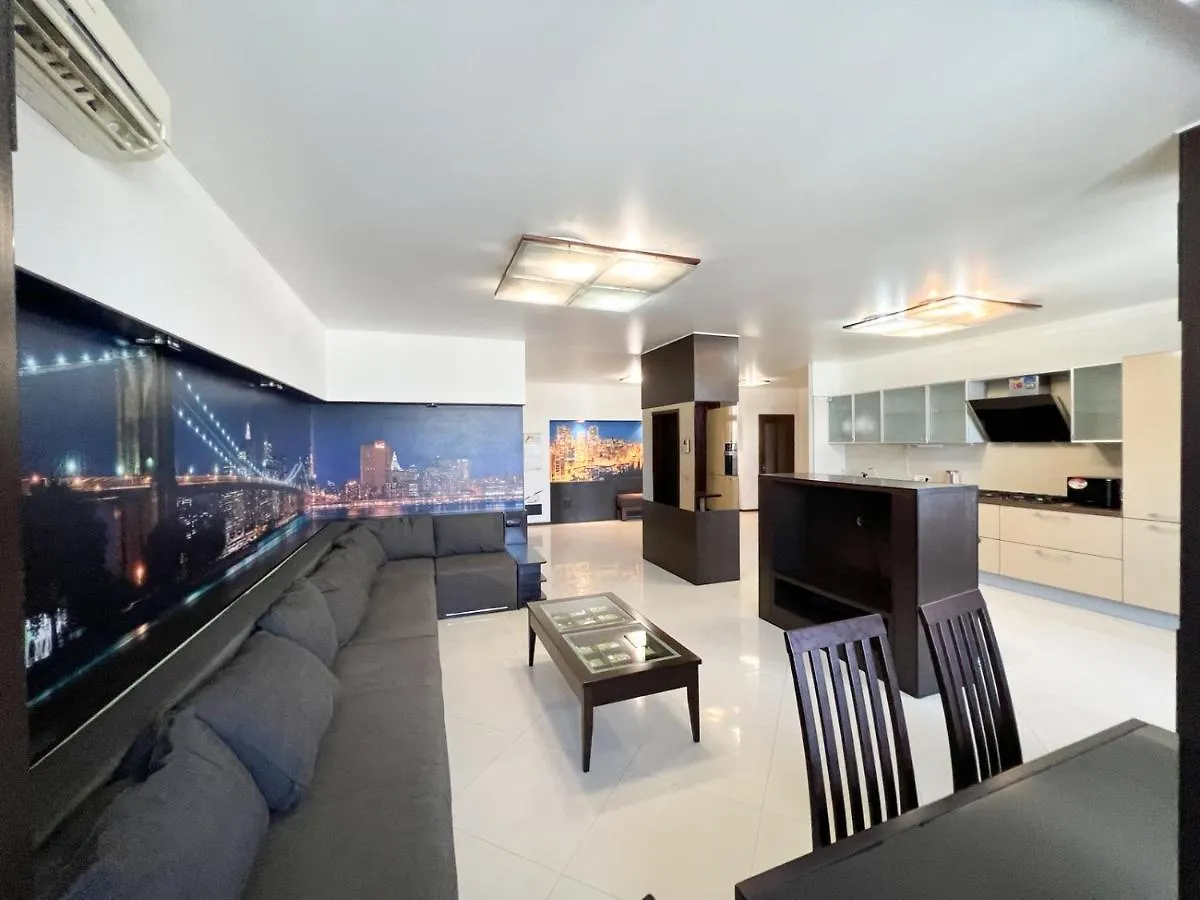 Cozy Apartments On The Left Bank Киев