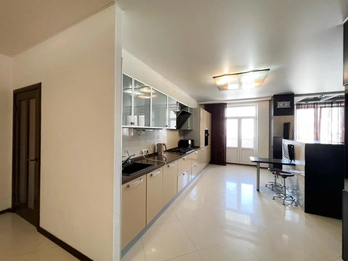 Cozy Apartments On The Left Bank Киев
